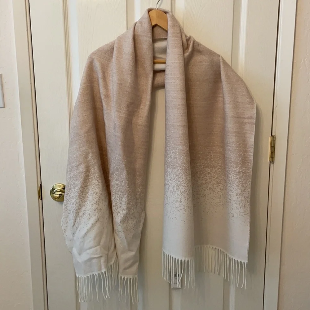 Calvin Klein blanket scarf